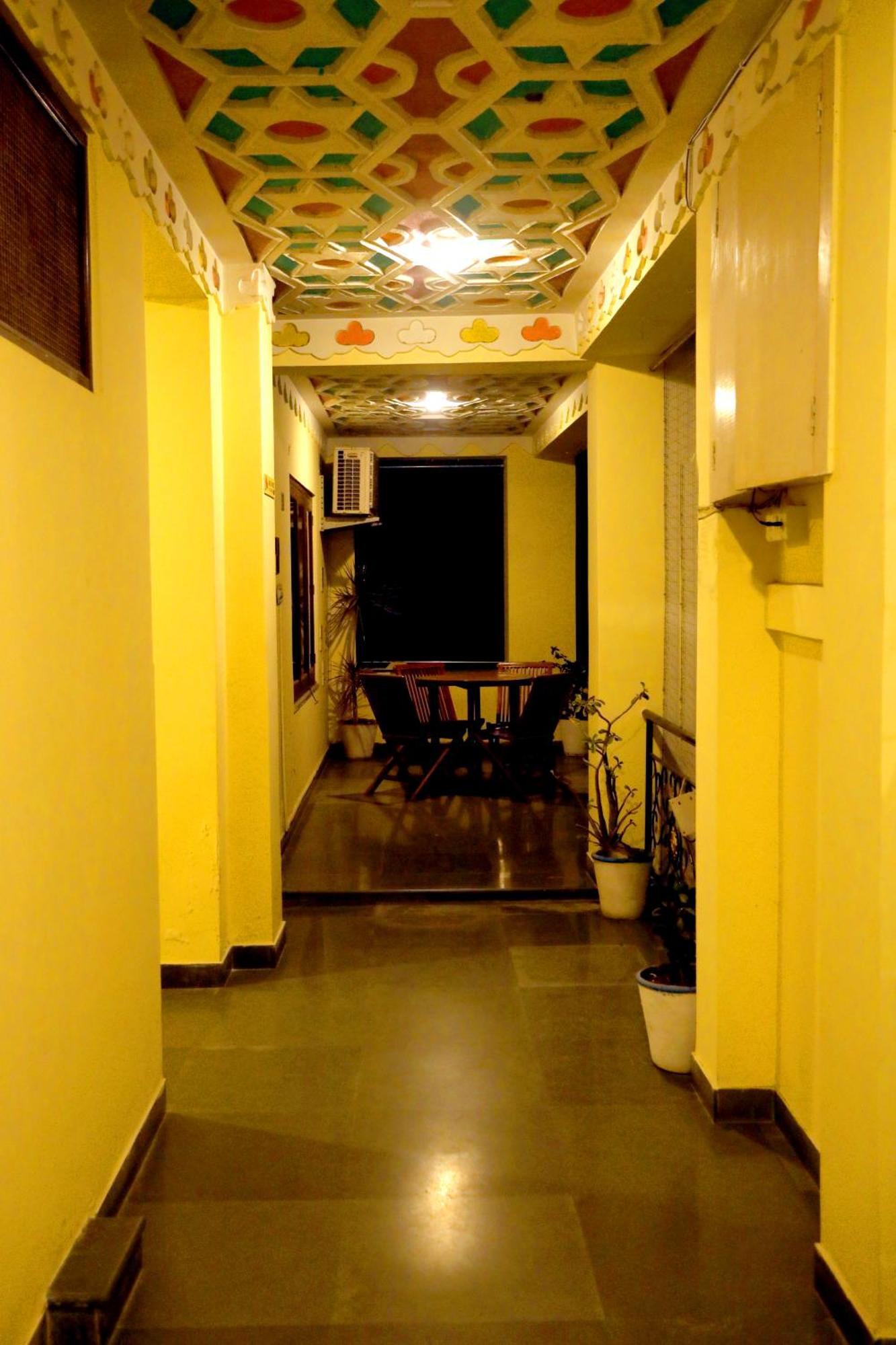 The Kesar Niwas Hotel Udaipur Exterior foto