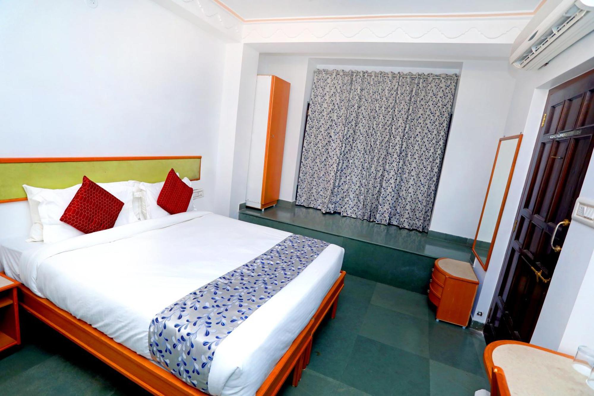The Kesar Niwas Hotel Udaipur Exterior foto