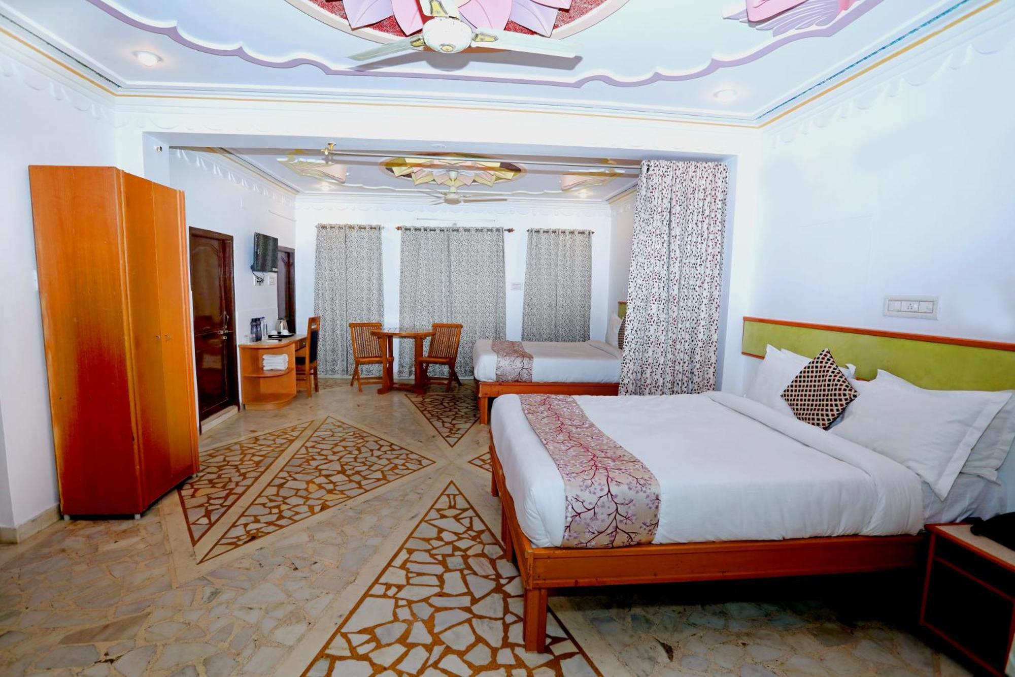 The Kesar Niwas Hotel Udaipur Exterior foto