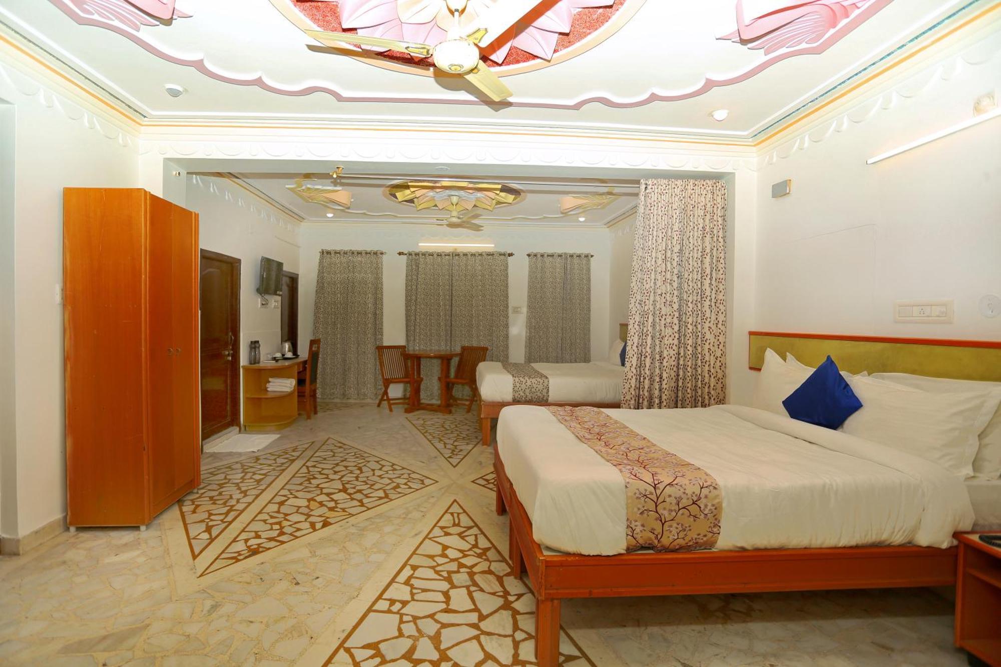 The Kesar Niwas Hotel Udaipur Exterior foto